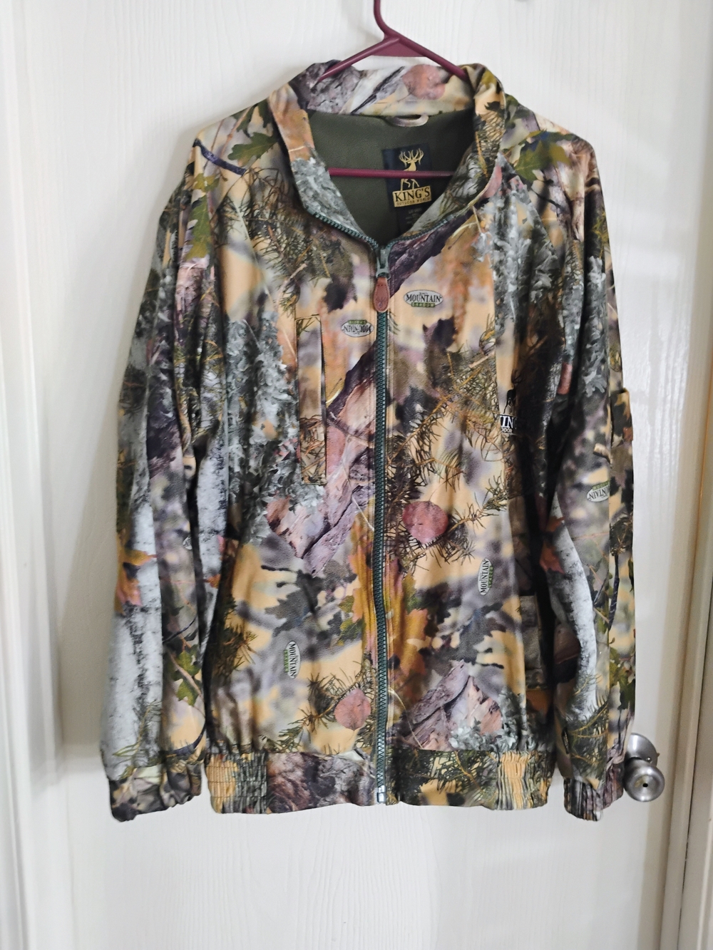 Kings Camo Full-Zip Bomber Jacket - Multi-Tone Camo